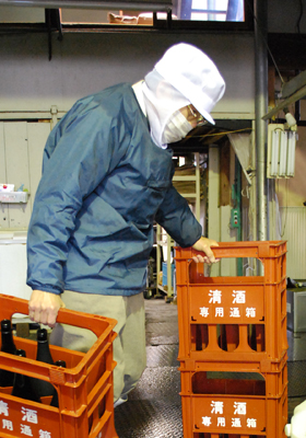 村井滋生