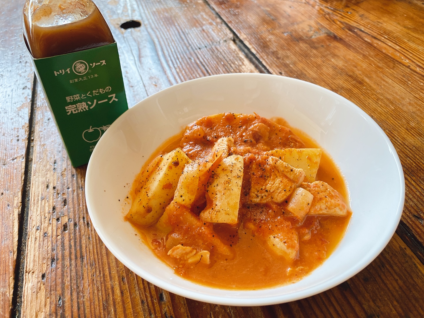 じゃがいもと鶏肉のチーズトマト煮