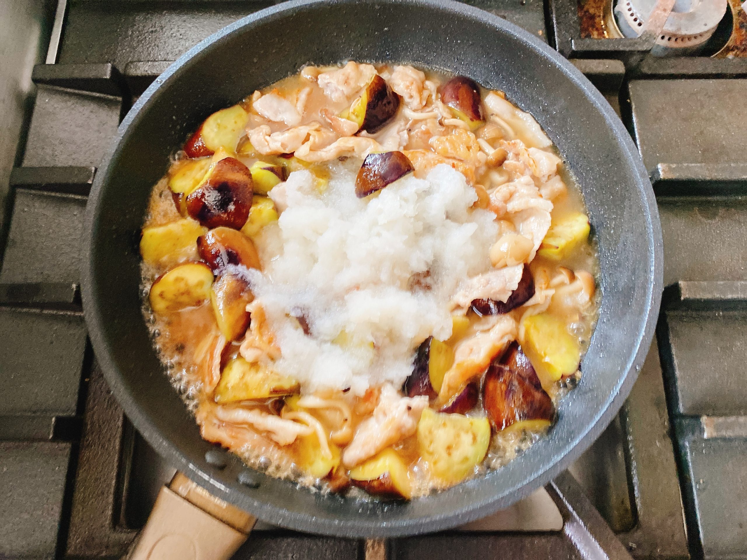 豚となすのみぞれ煮 ウスターソース使用 トリイソース レシピ集 豚となすのみぞれ煮 ウスターソース使用 トリイソース レシピ集