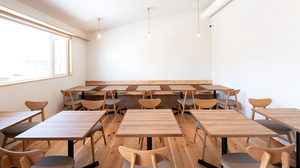 202511 トリイ食堂座席.jpg